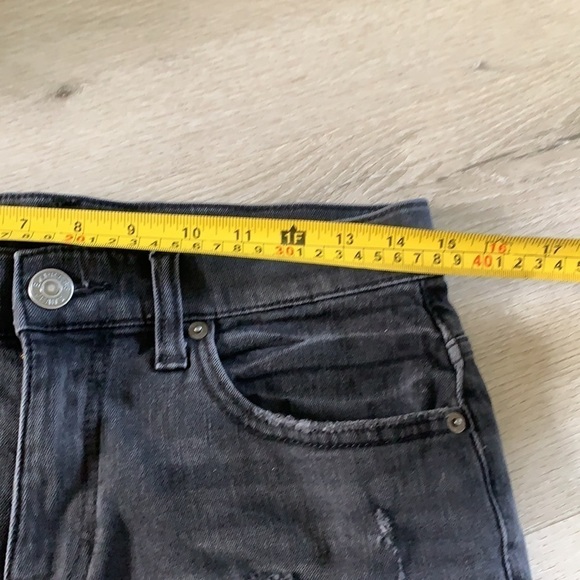 Express Jeans Black Distressed Jean Short Shorts - Picture 3 of 9